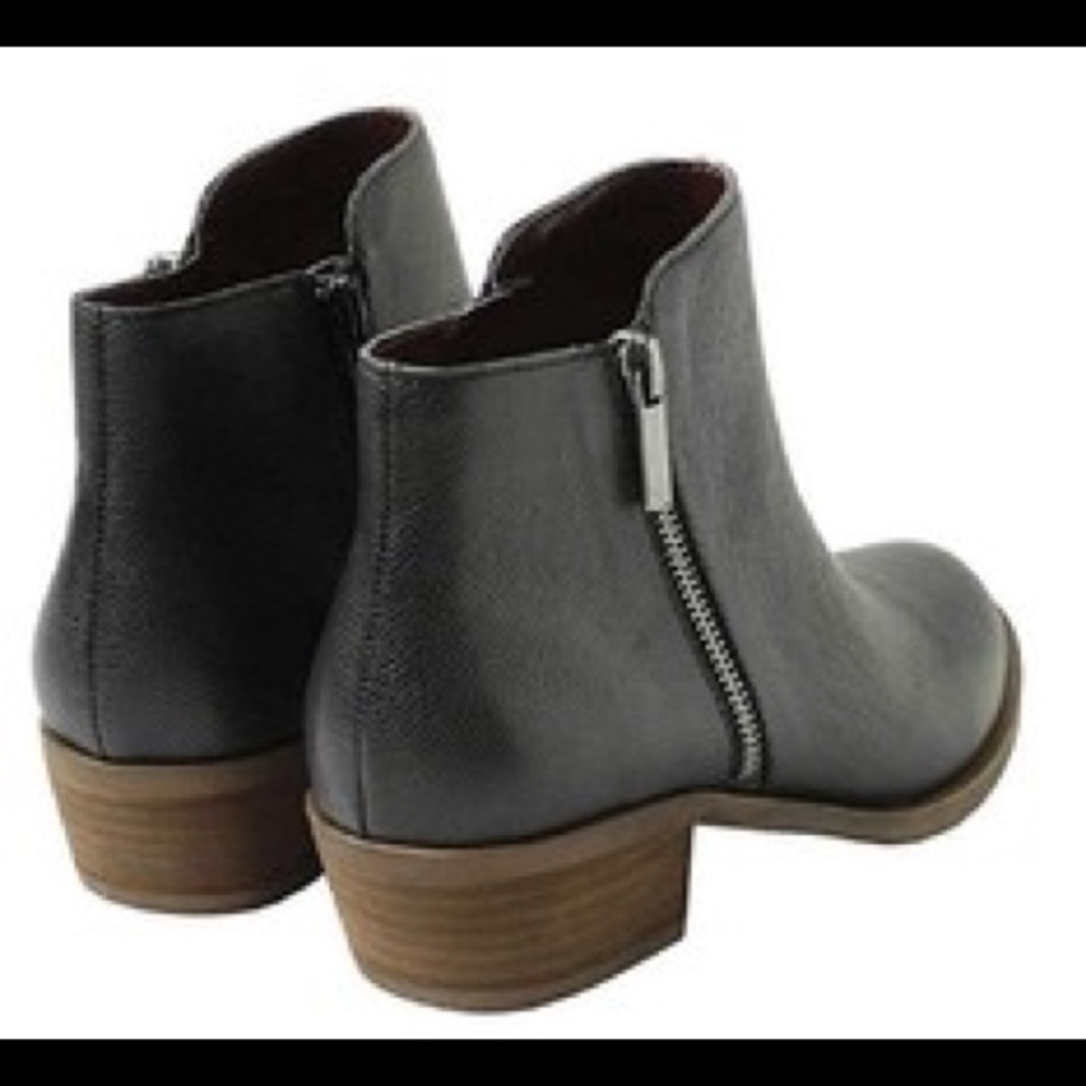 Kensie size 7,8 - Picture 2 of 10